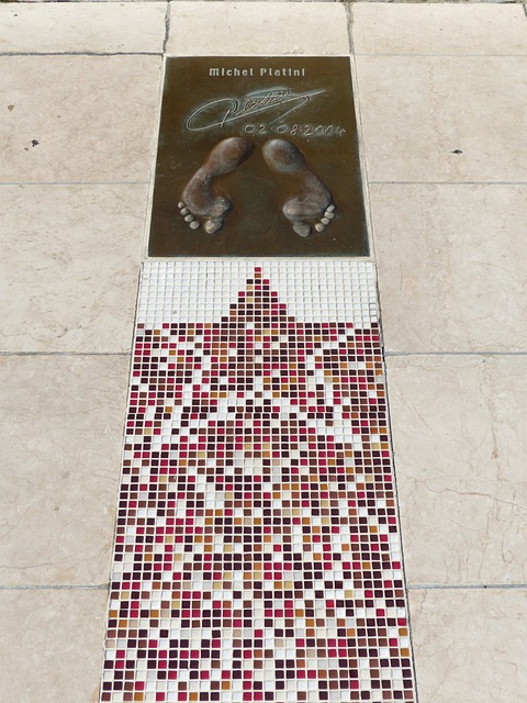 要如何踢球 要如何踢球